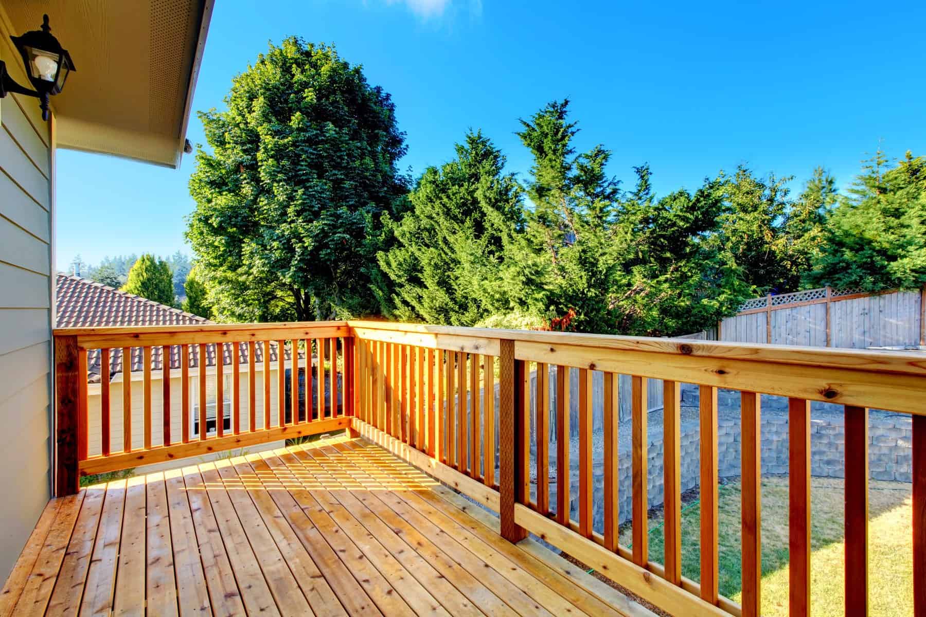 Deck Painting and Staining
